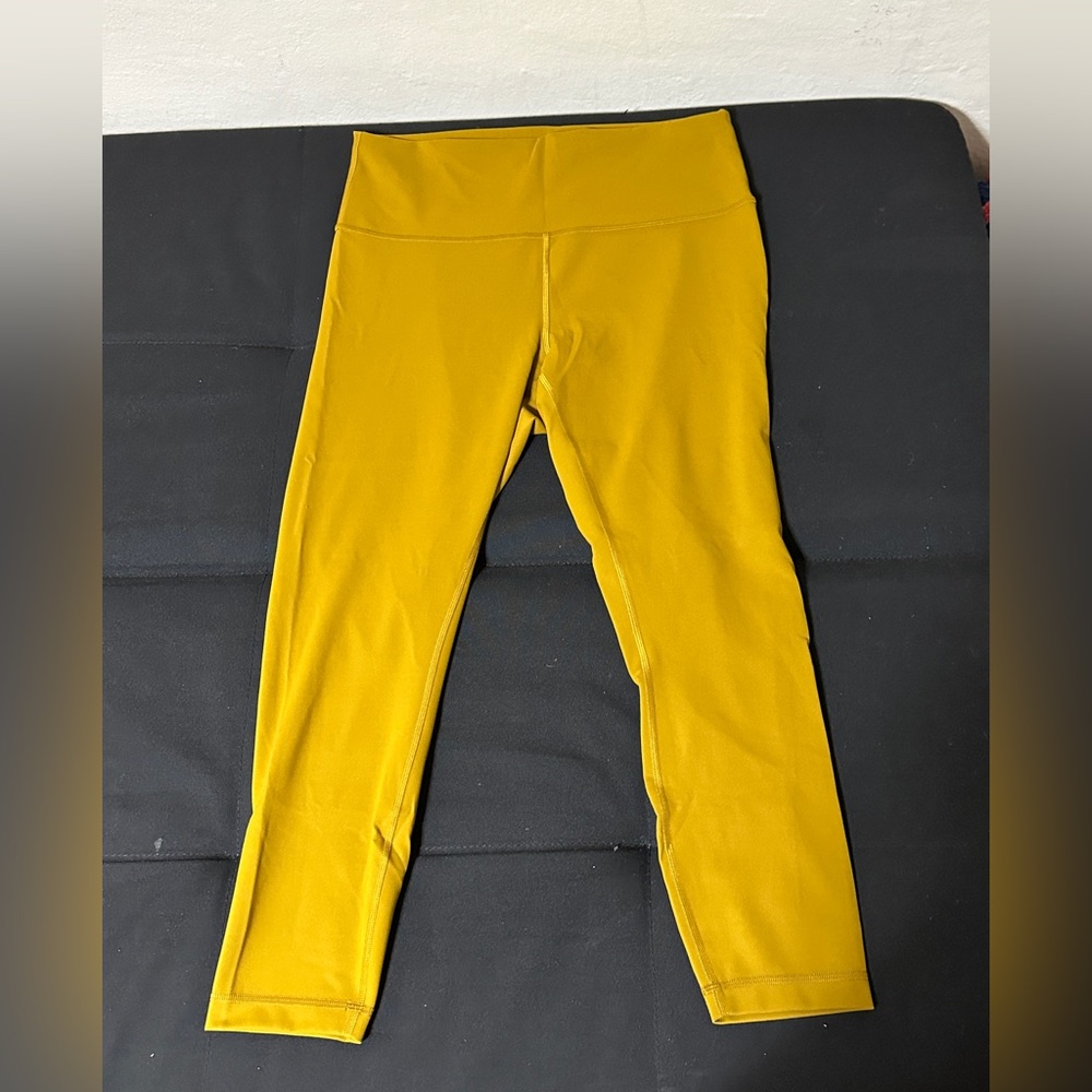 Lululemon Gold Spice Wunder Train 25 in Leggings, Size 14
